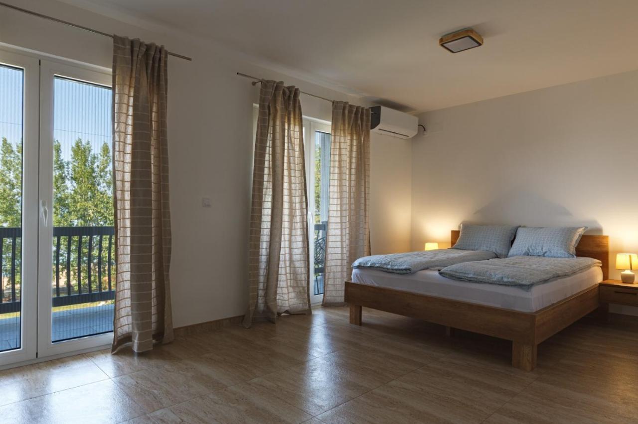Apartmani Porto Golubac Bagian luar foto